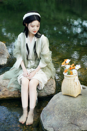 秋霞手机免费在线观看