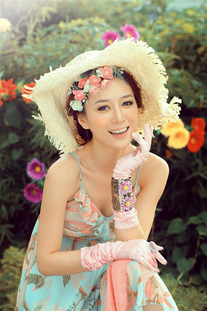 老卫与淑蓉在船上