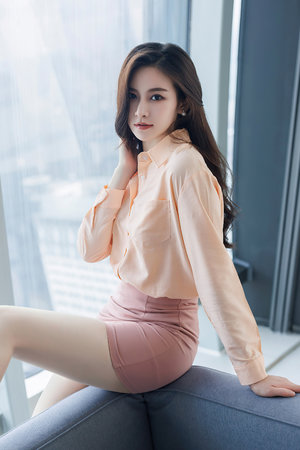 大佬的前桌她又软又野