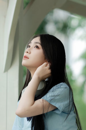 带妹子到酒店享受啪啪啪的感觉